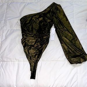 Glittery gold ruched half sleeve bodysuit